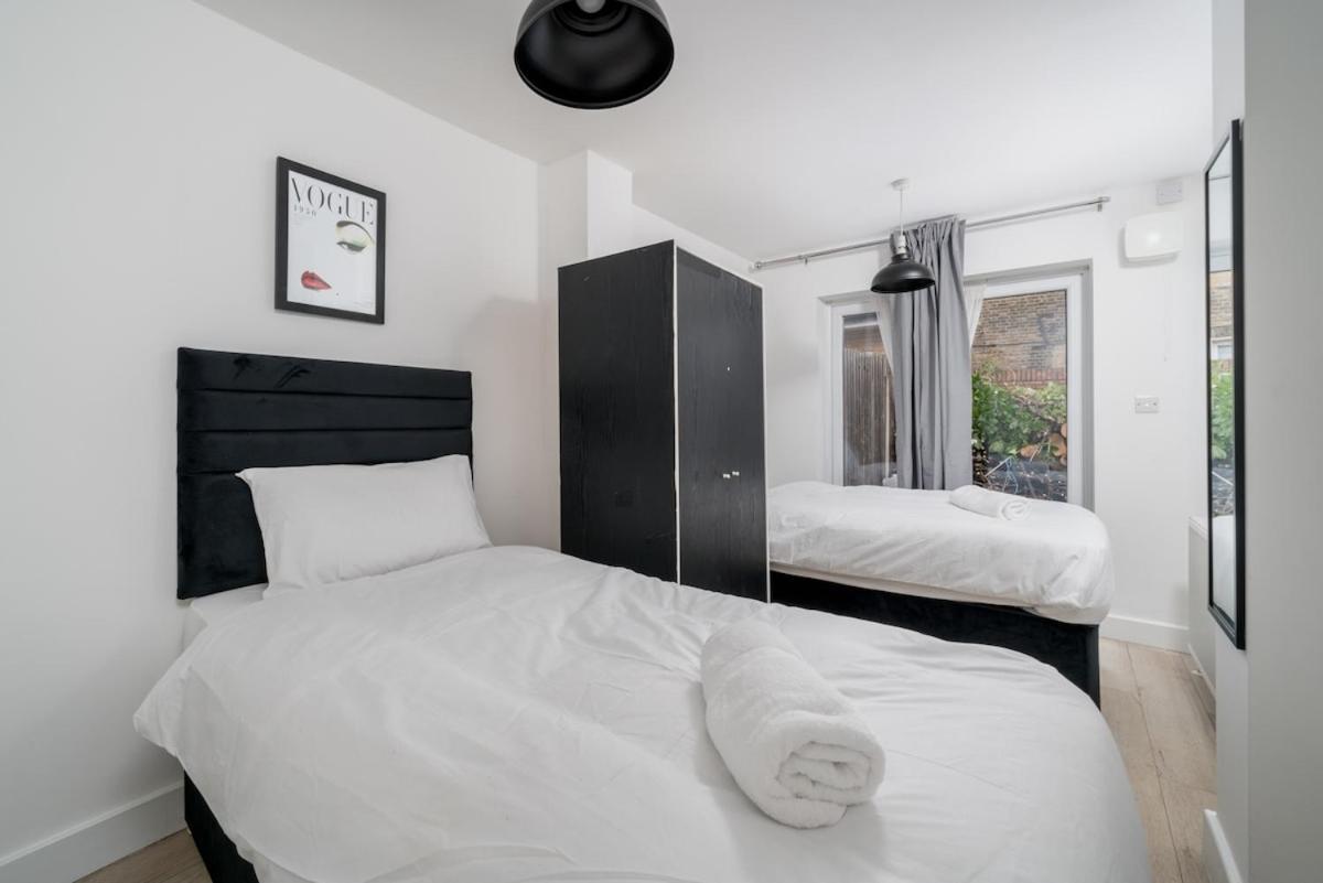Apartamento Canning Town 4 Bed Flat Sleeps 7- For Groups, Families And Contractors- With Free Parking Londres