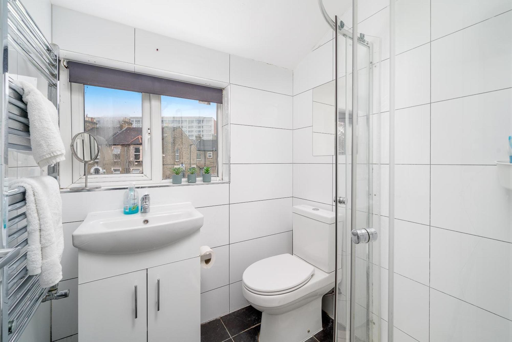 Apartamento Canning Town 4 Bed Flat Sleeps 7- For Groups, Families And Contractors- With Free Parking Londres